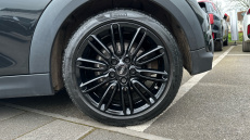 MINI Hatchback 1.5 Cooper Exclusive 3dr Auto Petrol Hatchback